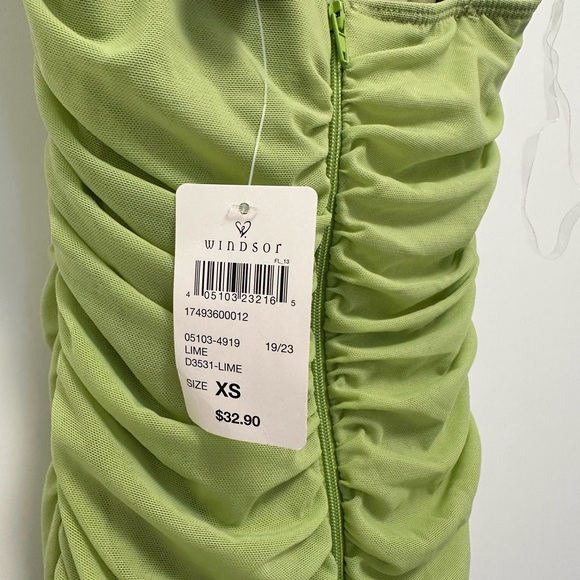 WINDSOR Green Tulle Bodycon Dress - Picture 5 of 5